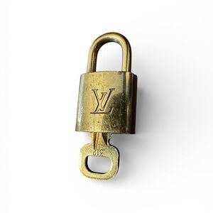Louis Vuitton lock and Key giveaway